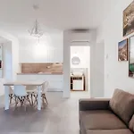 Palazzo Marinetti - By Myhomeincomo